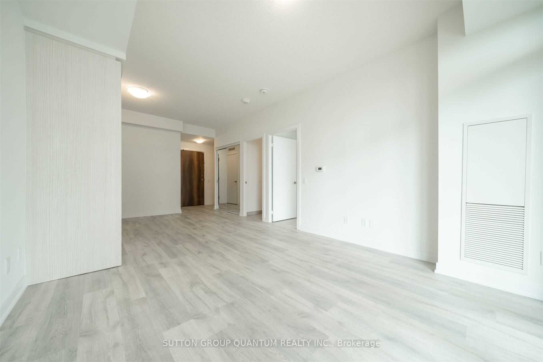 251 Manitoba Street 614, Toronto, ON M8Y 0C7 photo 5