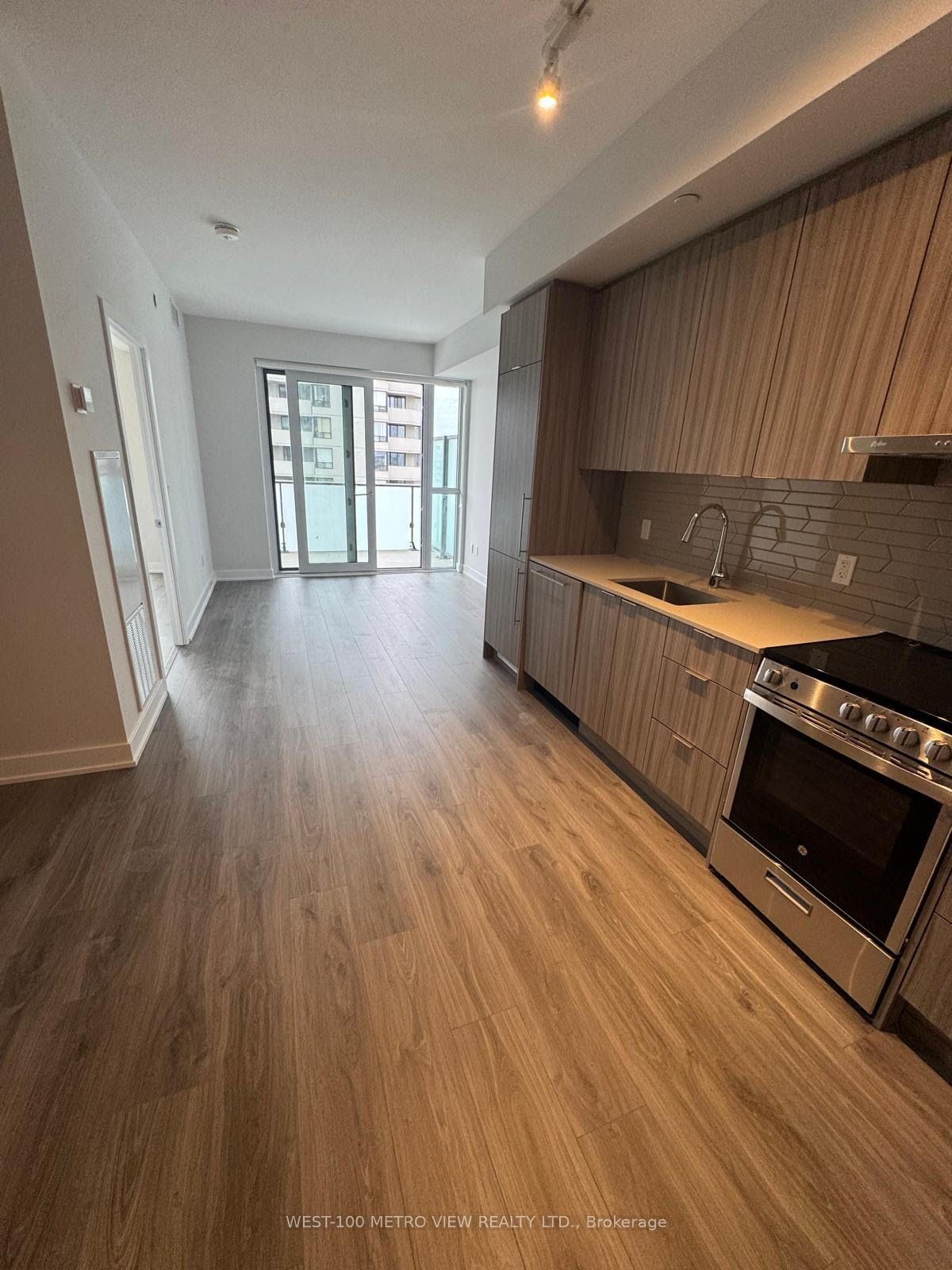430 Square One Drive 1509, Mississauga, ON L5B 0L6 photo 2