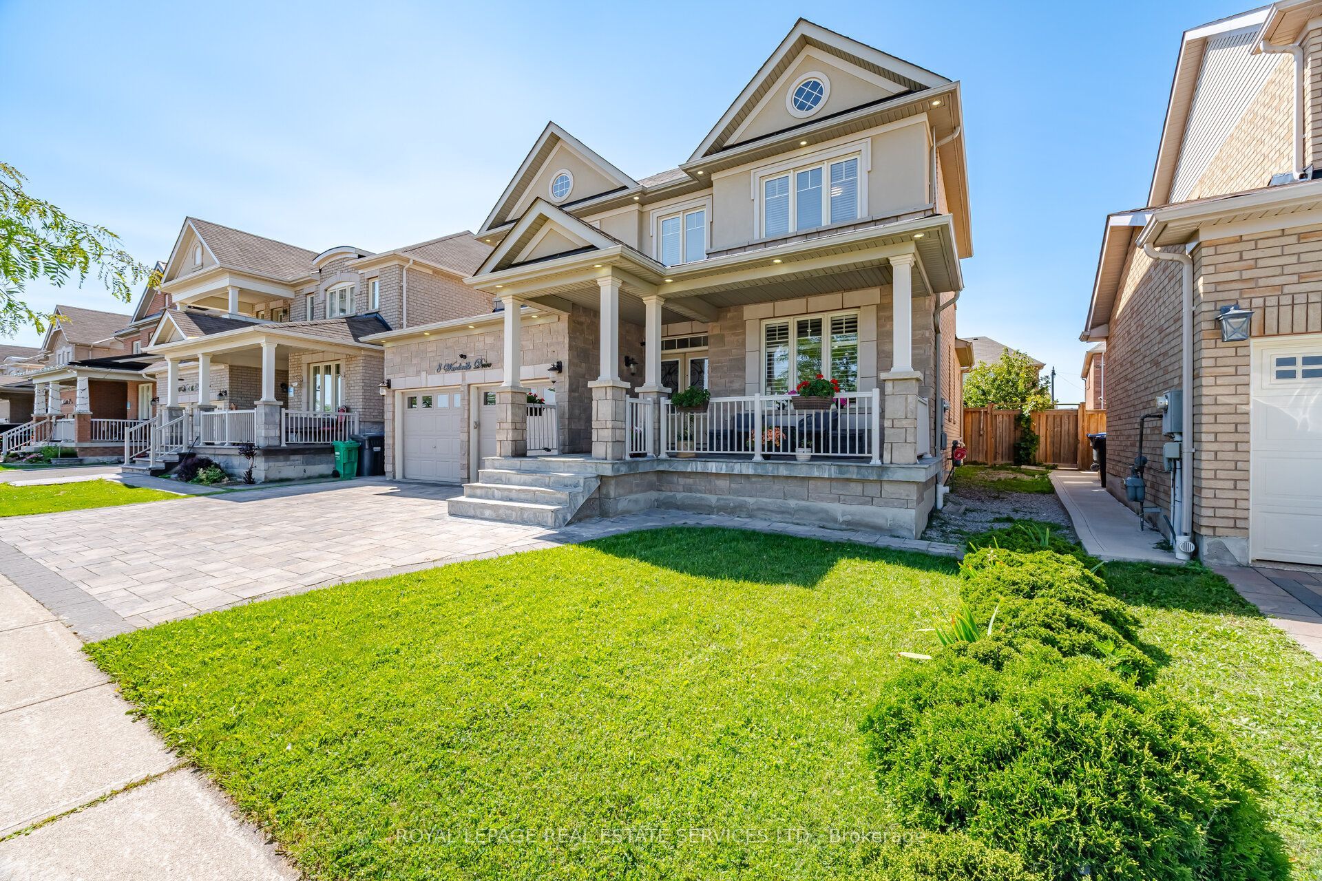 8 Wardsville Drive, Brampton, ON L6Y 0T7 photo 2