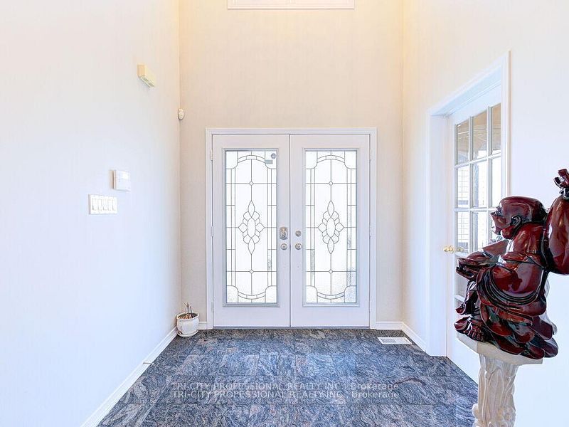 61 Woodvalley Drive, Brampton, ON L7A 1Z3 photo 5