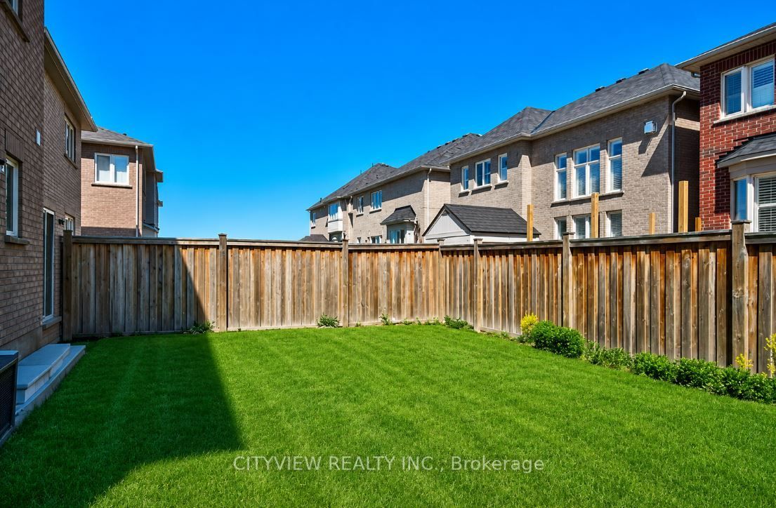 3345 Moses Way, Burlington, ON L7M 0L5 photo 2