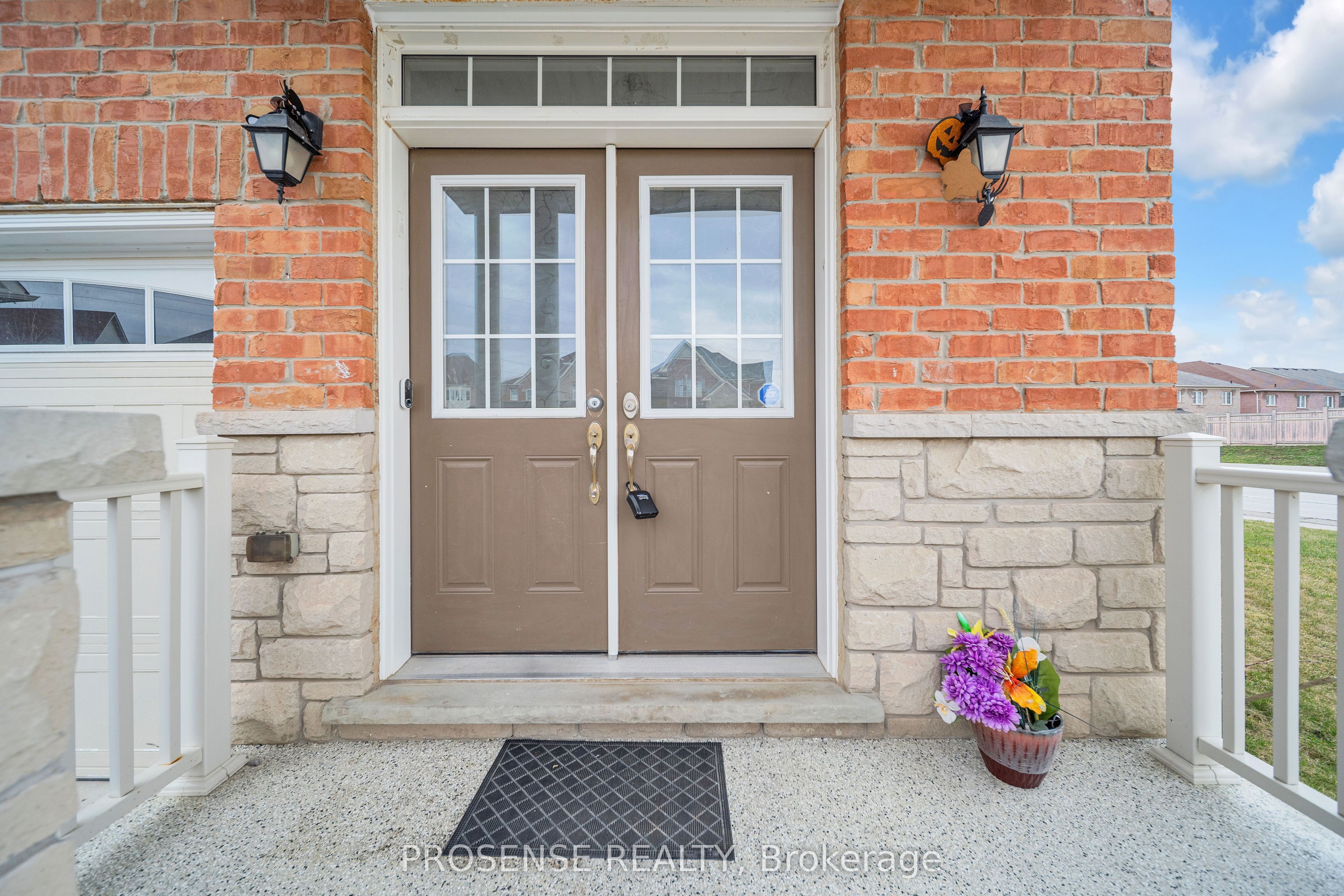 2 Timbercove Road, Brampton, ON L6Y 0W9 photo 2