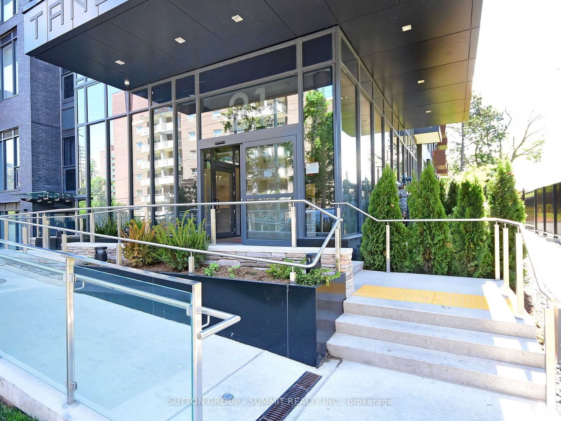21 PARK Street E 1606, Mississauga, ON L5G 1L7 photo 3