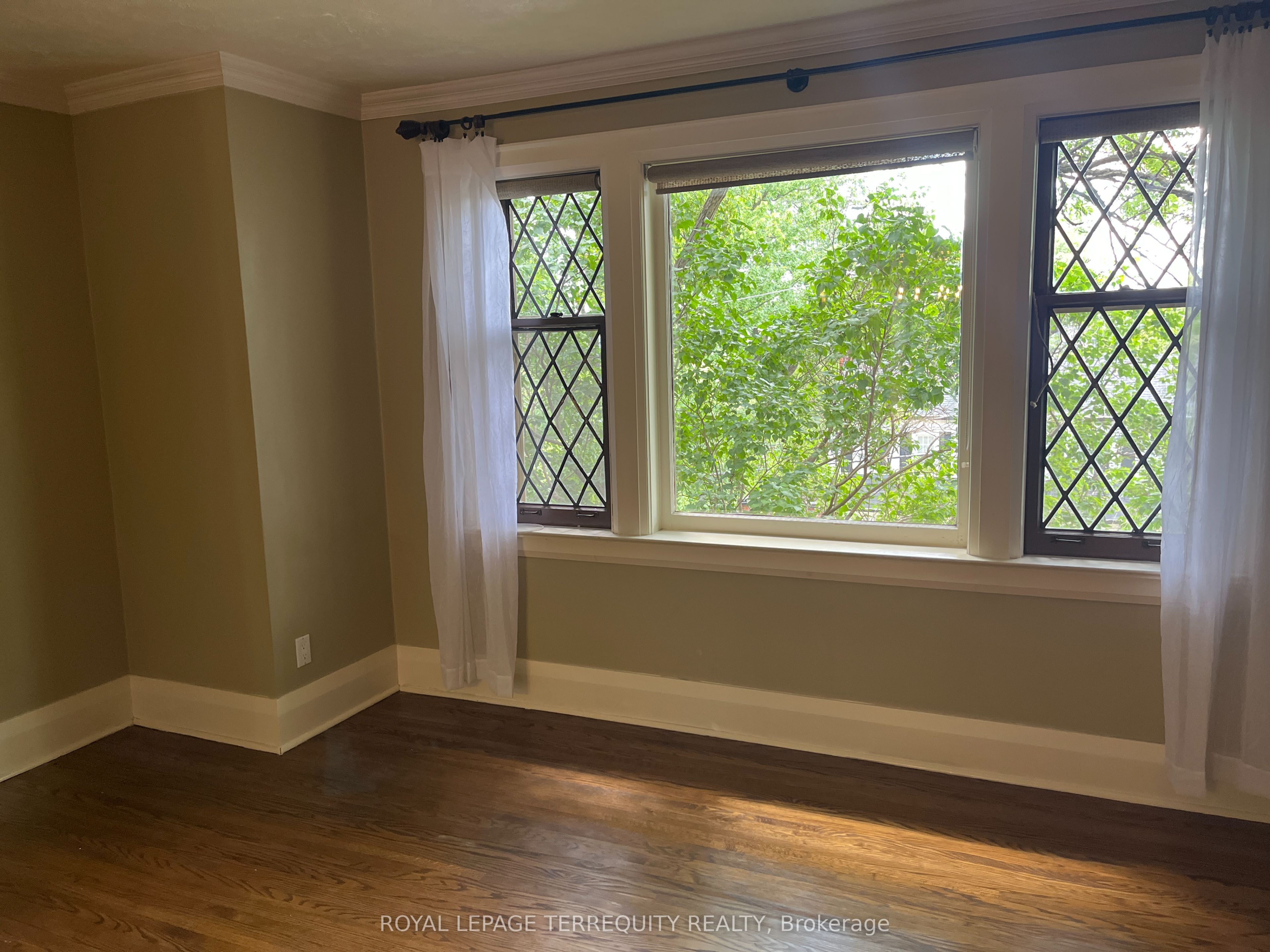 25 Halford Avenue, Toronto, ON M6S 4G1 photo 5