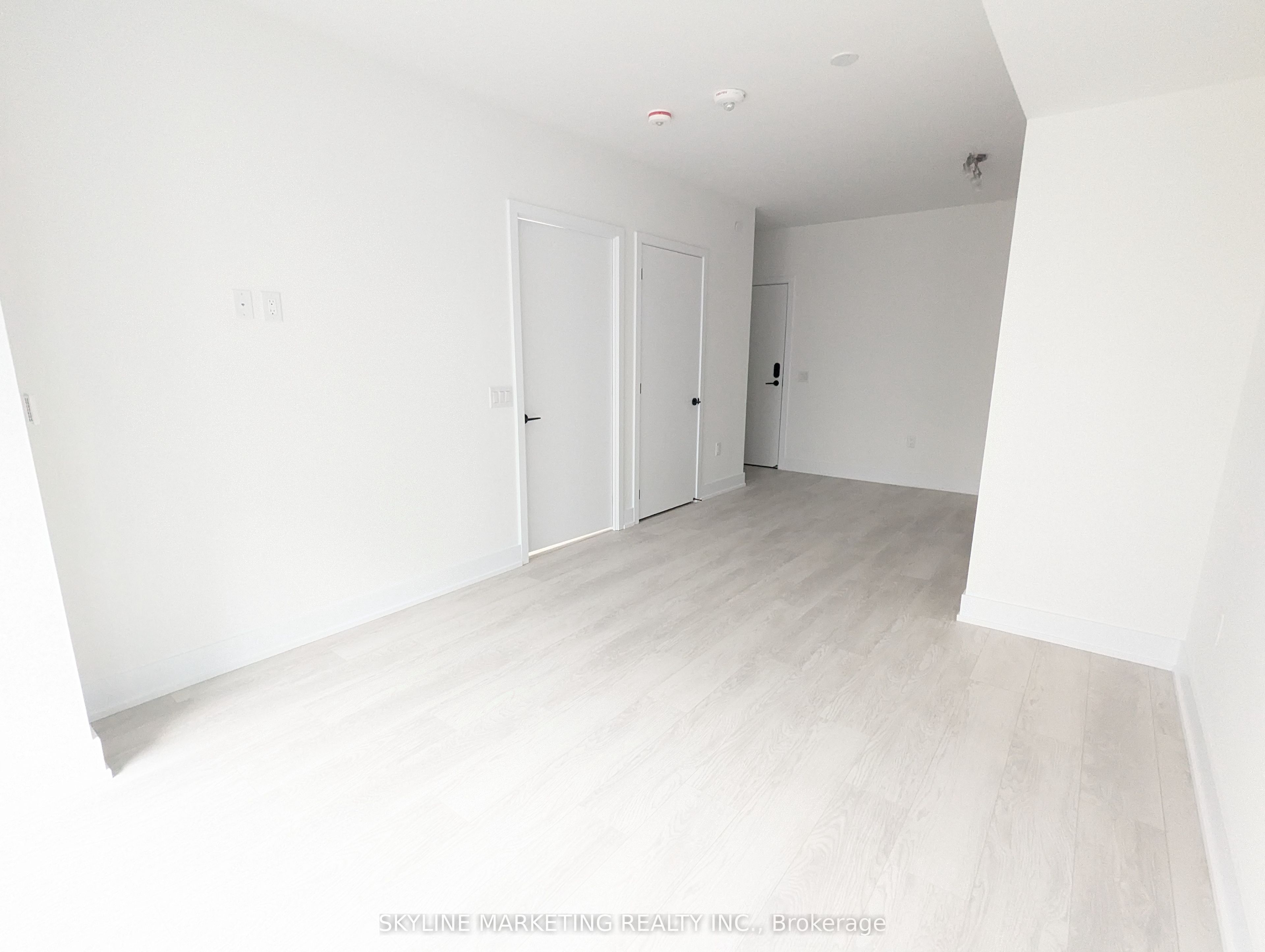 2450 Old Bronte Road 525, Oakville, ON L6M 5P6 photo 4