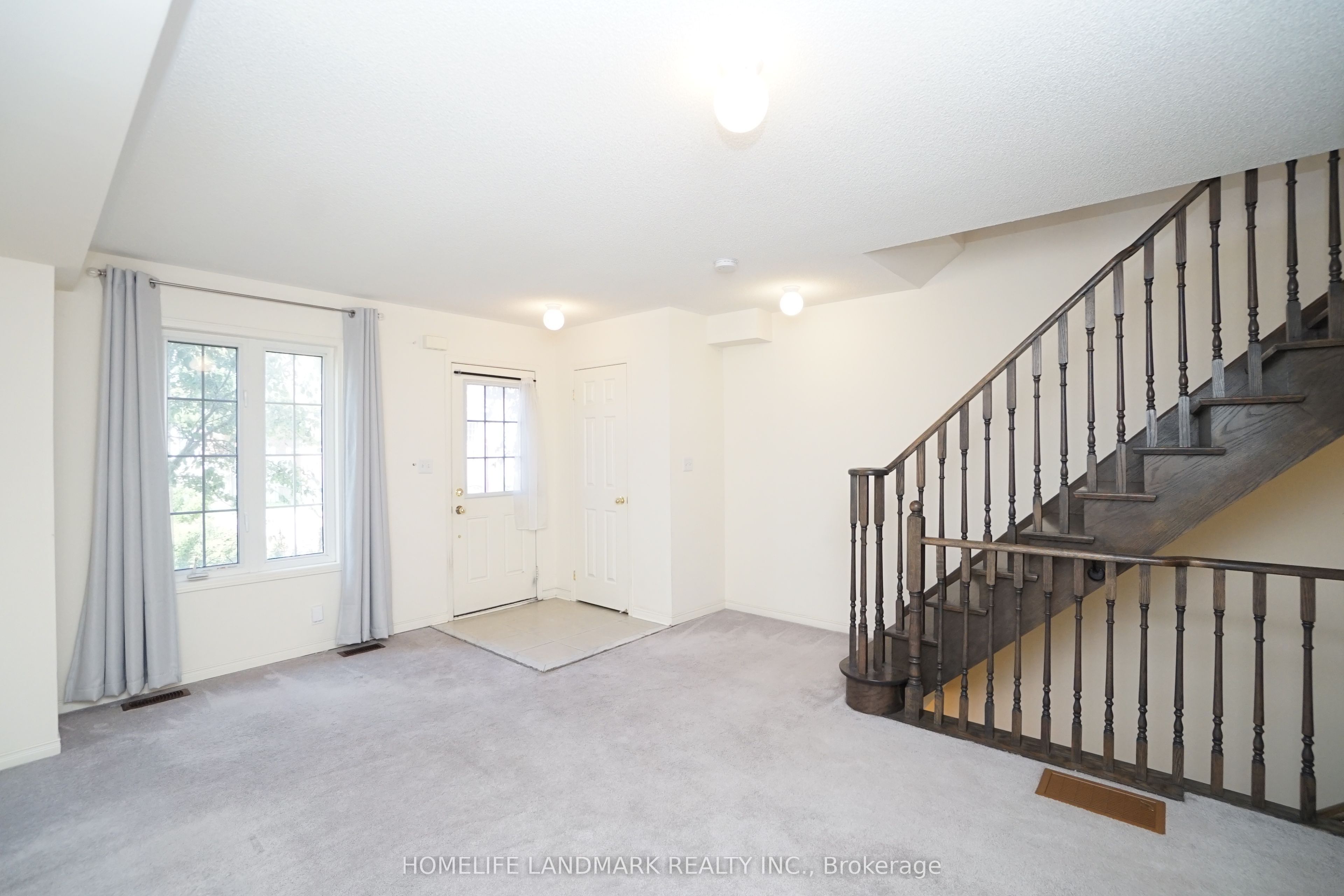 43 Odoardo Di Santo Circle, Toronto, ON M3L 0G4 photo 5