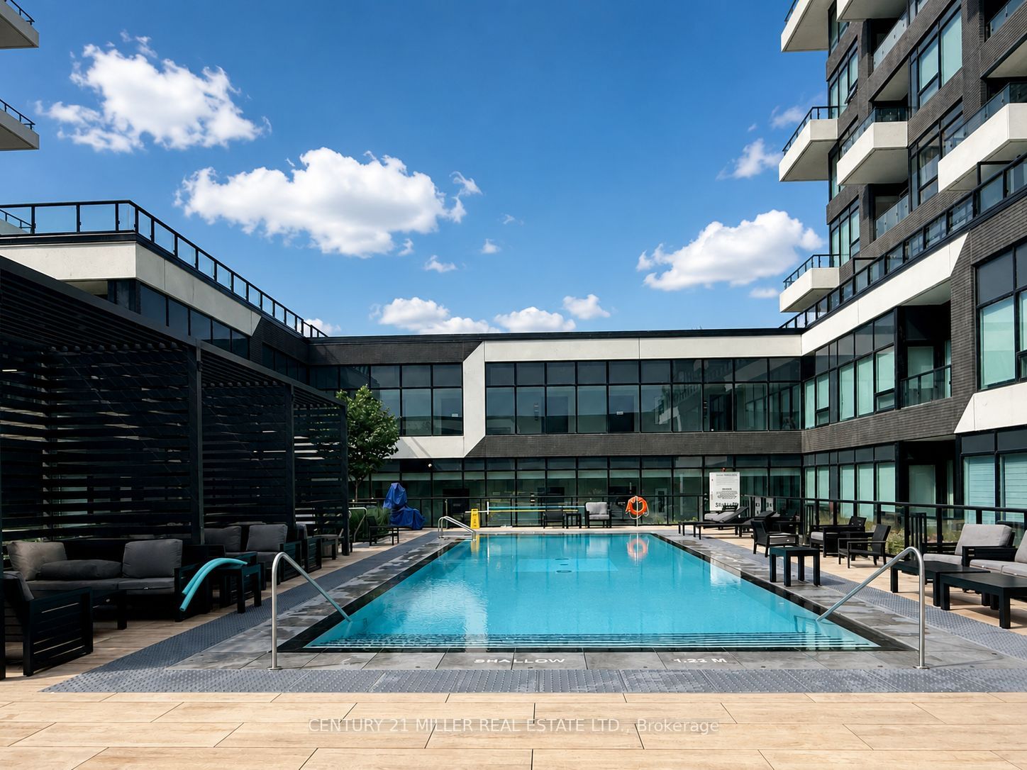 297 Oak Walk Drive 1904, Oakville, ON L6H 6Z3