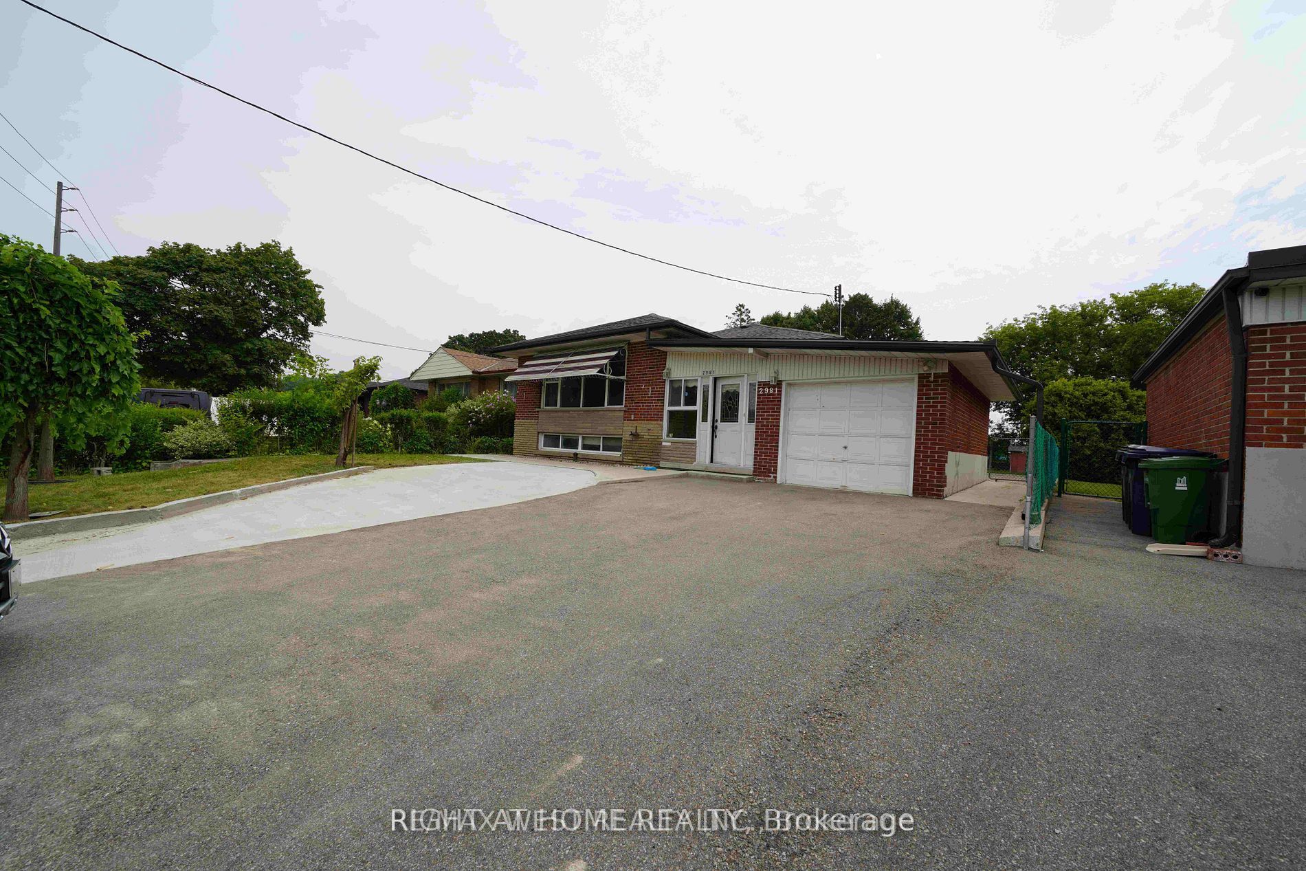 2981 Weston Road, Toronto, ON M9M 2T1