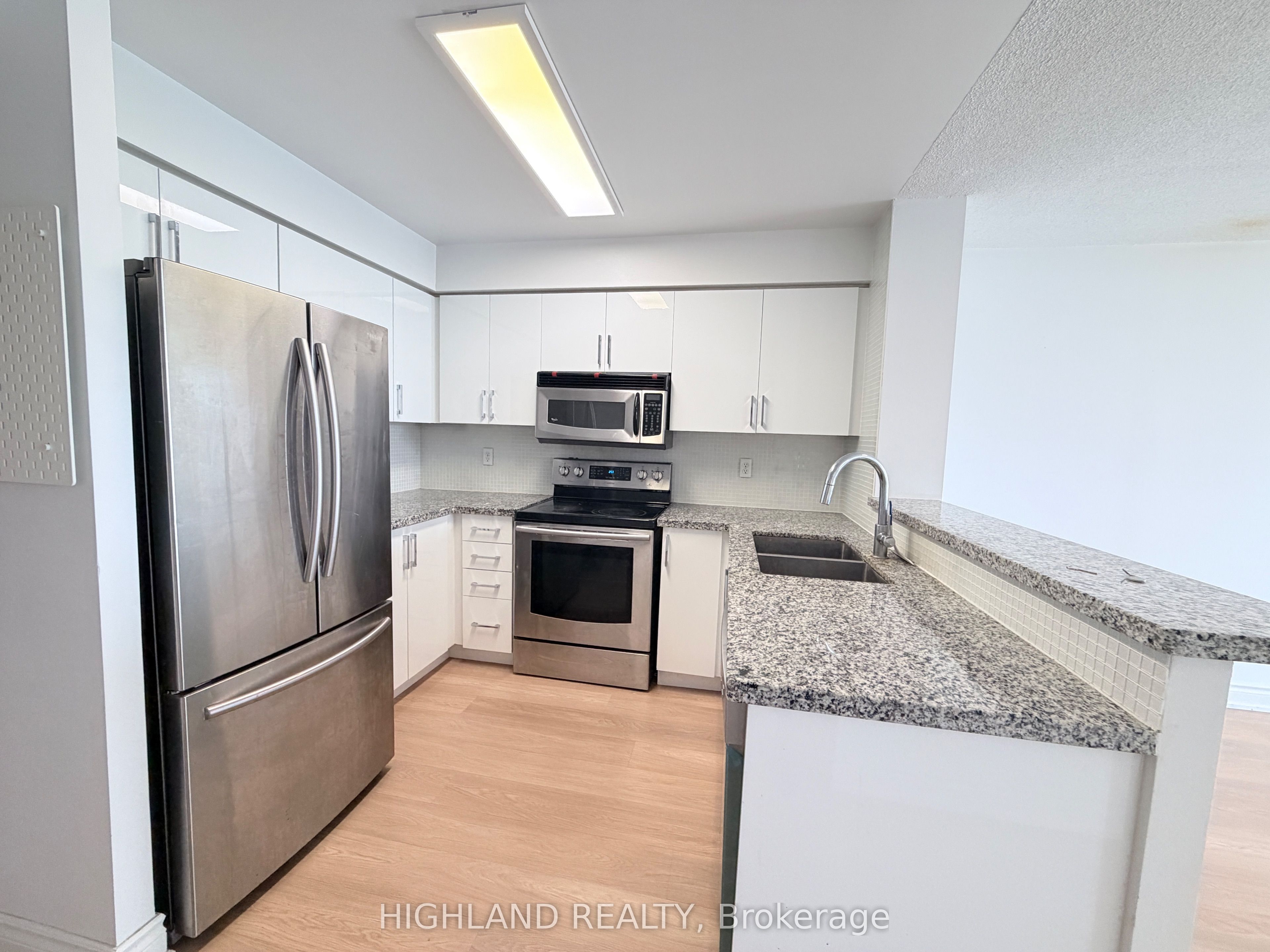 2545 Erin Centre Boulevard 1509, Mississauga, ON L5M 6Z9 photo 5