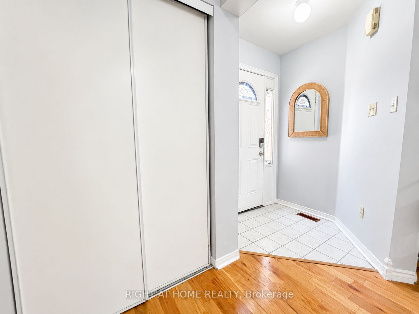 10 Banner Road, Brampton, ON L6X 4K6 photo 2