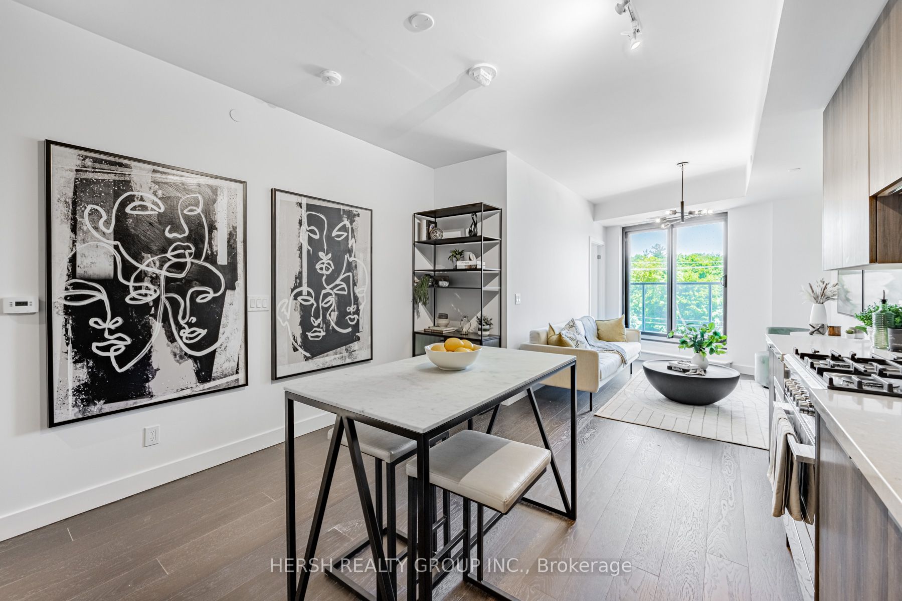 160 Kingsway Crescent 310, Toronto, ON M8X 0B5 photo 2