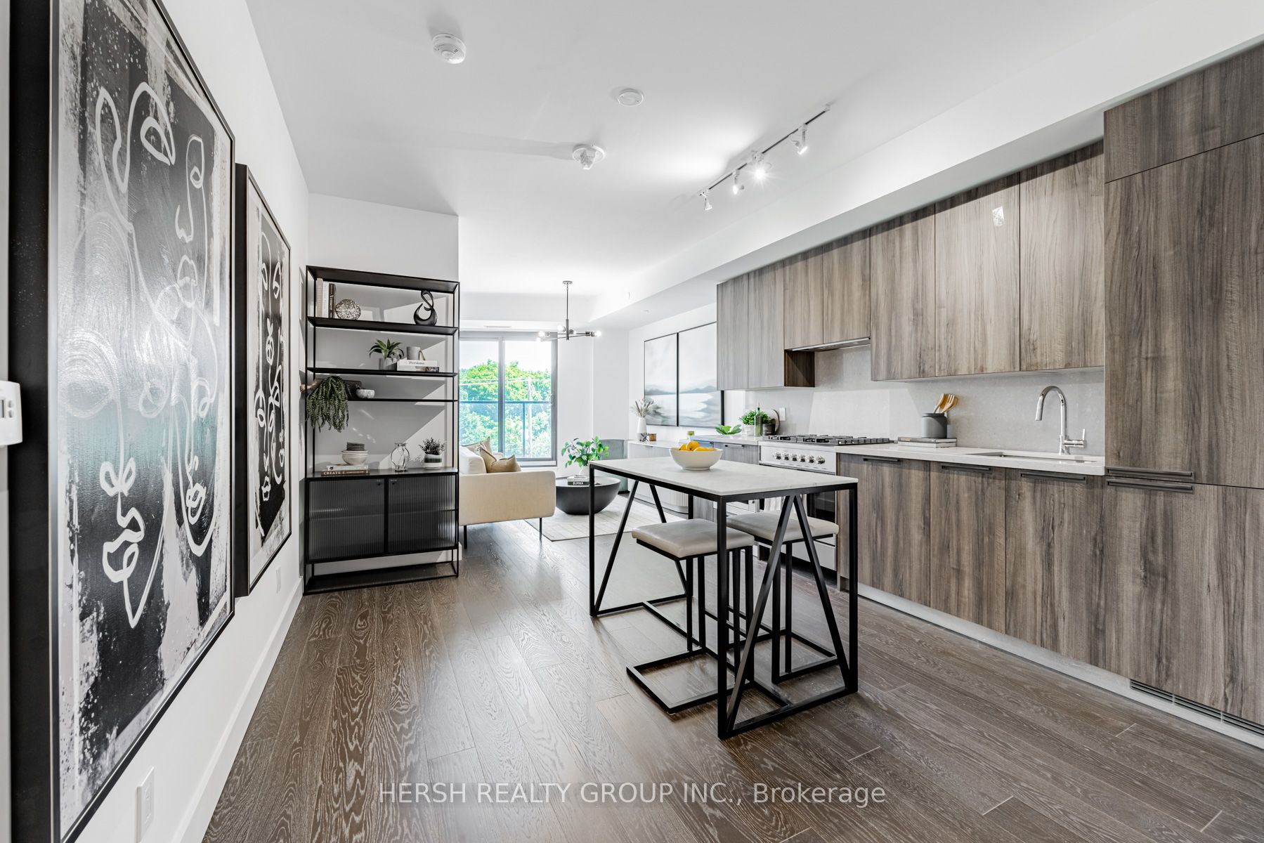 160 Kingsway Crescent 310, Toronto, ON M8X 0B5 photo 3