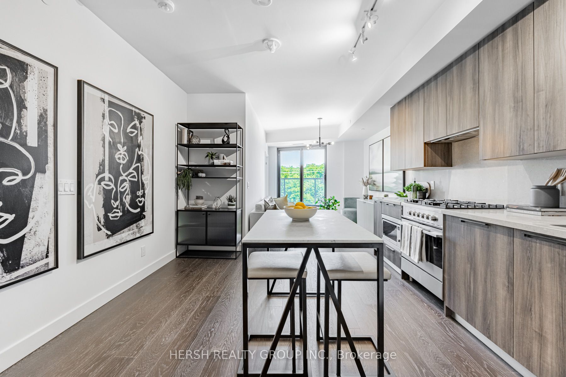 160 Kingsway Crescent 310, Toronto, ON M8X 0B5 photo 5