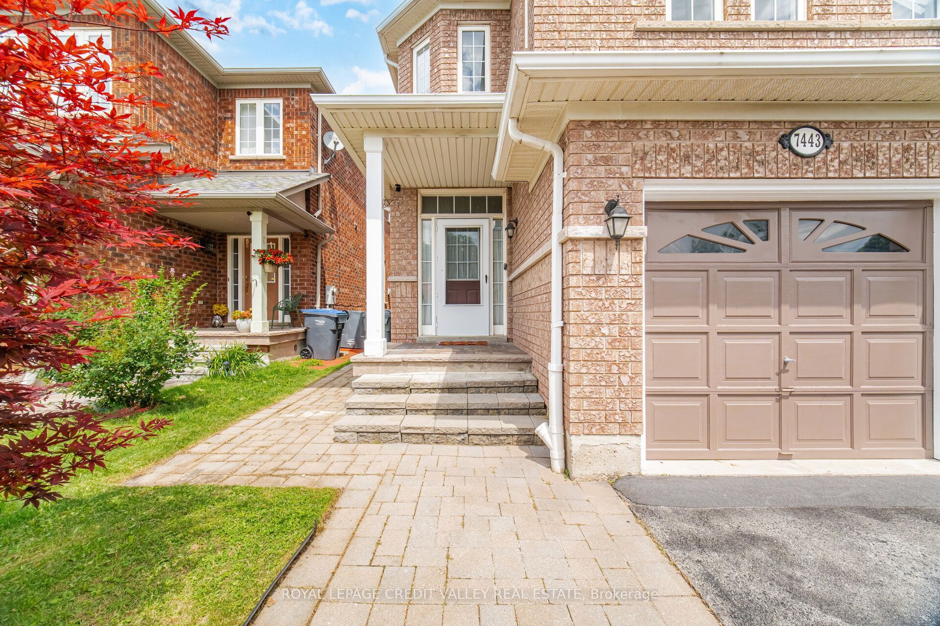 7443 Russian Olive Close, Mississauga, ON L5N 8N7 photo 3