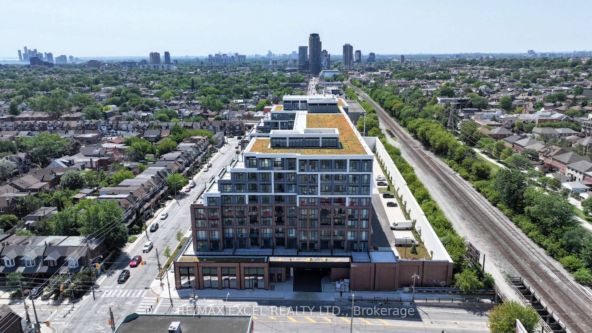 858 Dupont Street 304, Toronto, ON M6G 0C1 photo 2