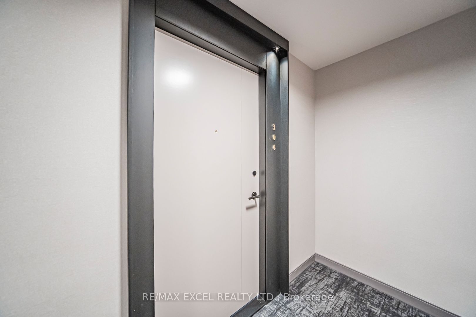 858 Dupont Street 304, Toronto, ON M6G 0C1 photo 5