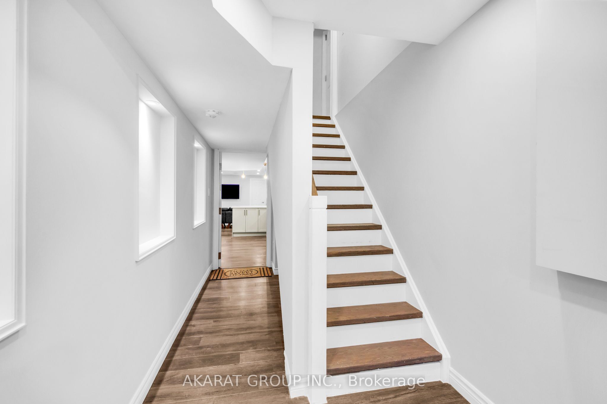 5463 Fudge Terrace Basement Apt, Mississauga, ON L5M 0N1 photo 4