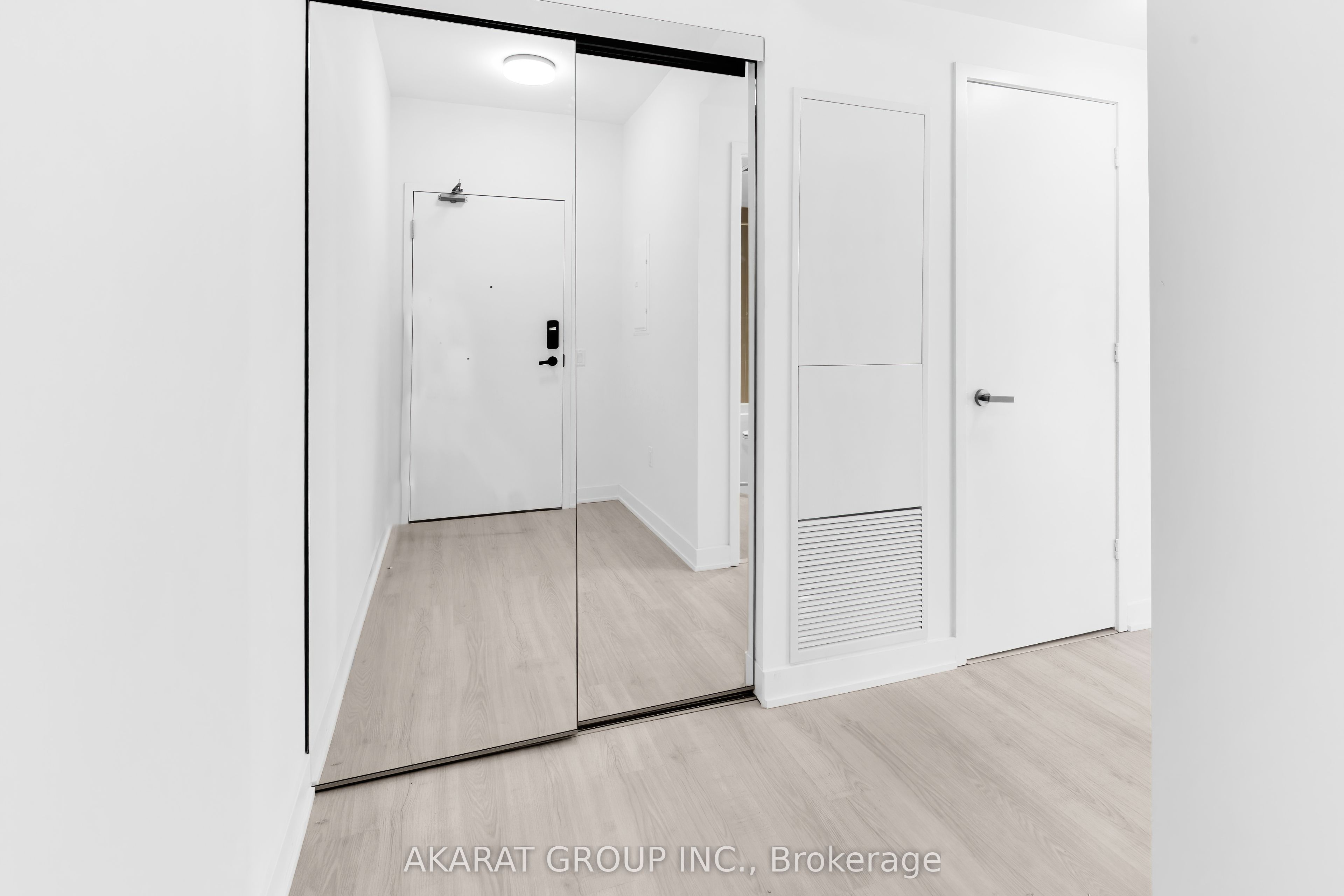 3883 Quartz Road 4809, Mississauga, ON L5B 0M4 photo 5
