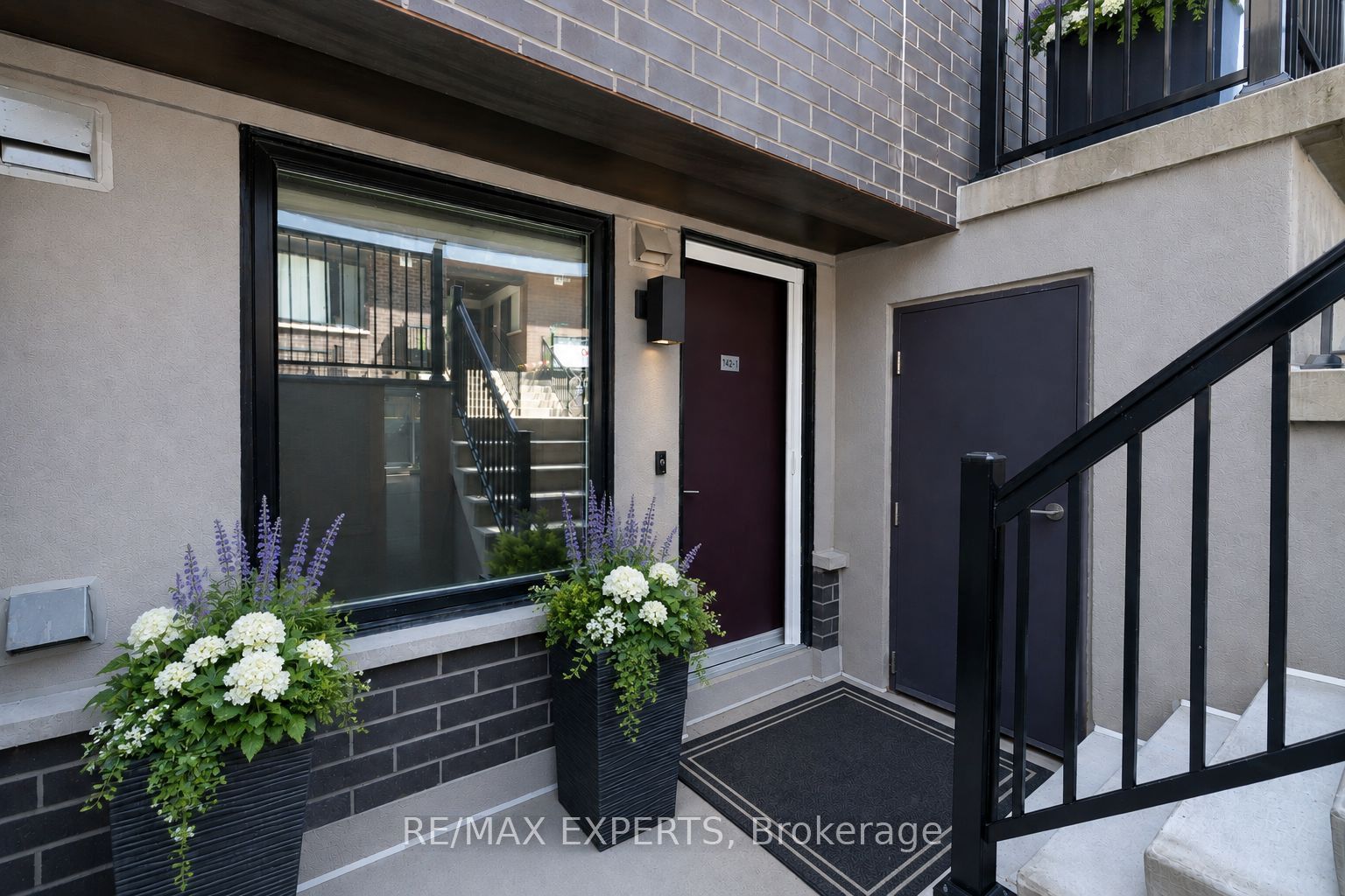 142 William Duncan Road 1, Toronto, ON M3K 0C1 photo 3