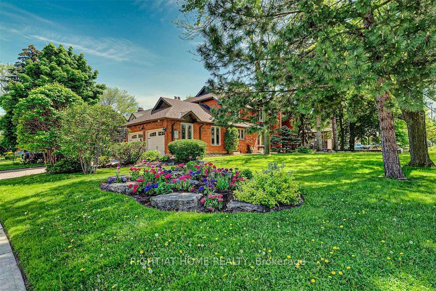 4326 Bridlepath Trail, Mississauga, ON L5L 3K4
