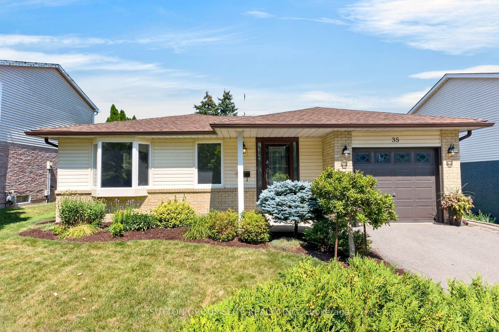 35 Mancroft Crescent, Brampton, ON L6S 2V2