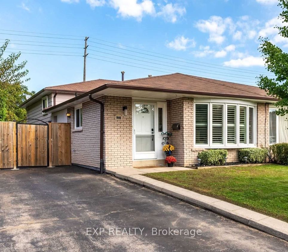 1849 Bonnymede Drive, Mississauga, ON L5J 1E2