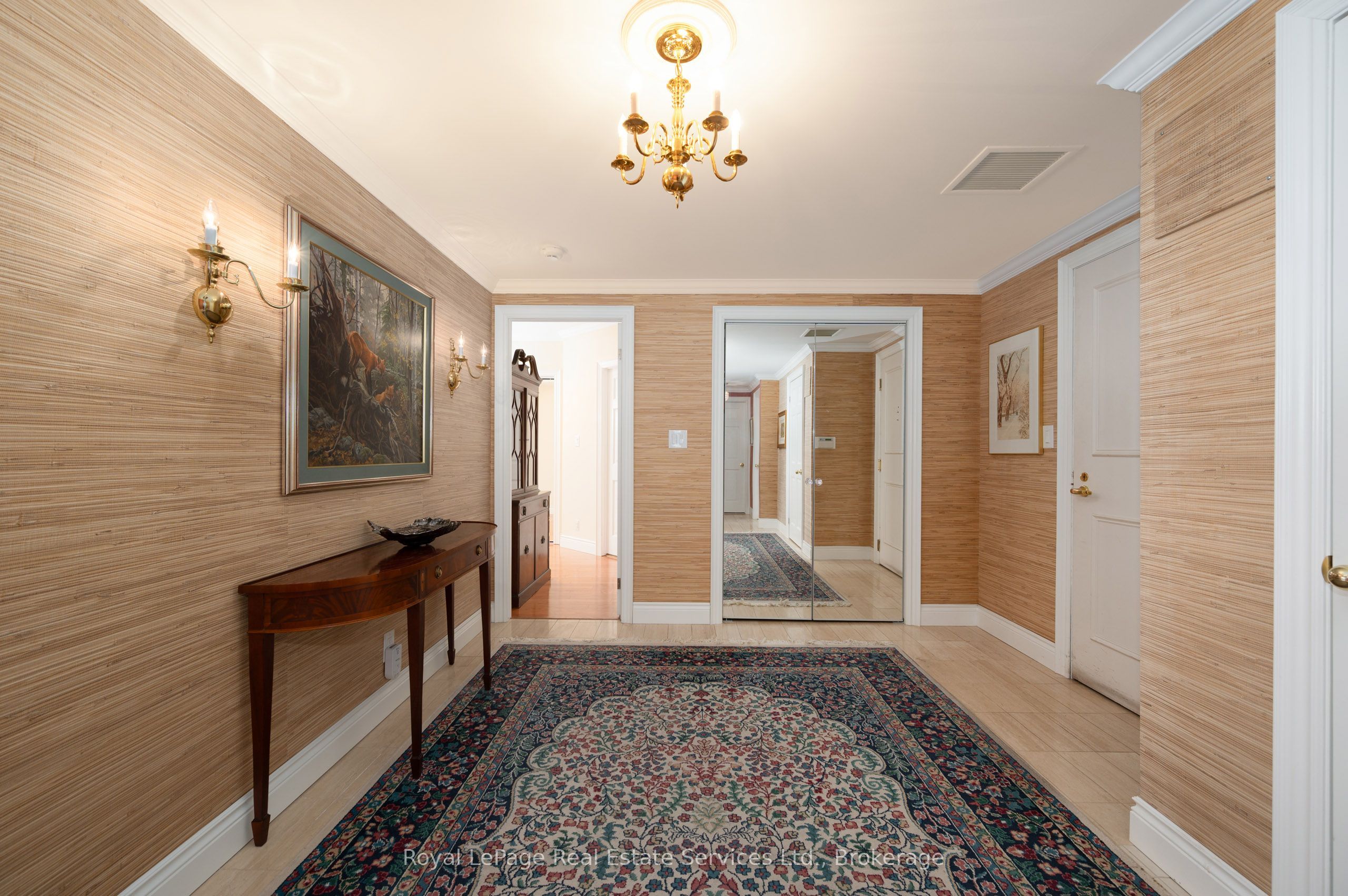 100 Lakeshore Road E 1105, Oakville, ON L6J 6M9 photo 3