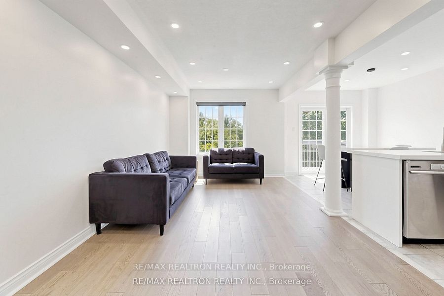 54 Panama Place, Brampton, ON L6P 2G6 photo 4