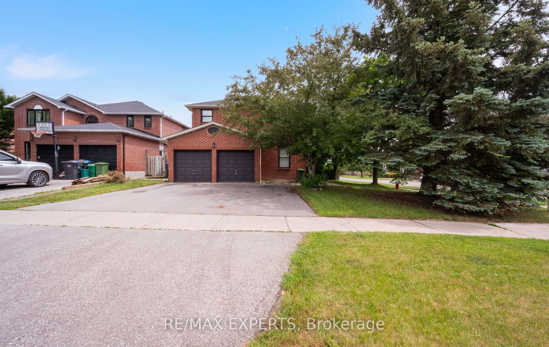 1 Goodfellow Crescent, Caledon, ON L7E 5Z4 photo 2