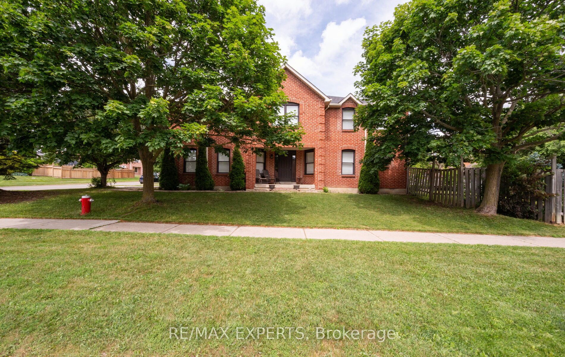 1 Goodfellow Crescent, Caledon, ON L7E 5Z4 photo 3