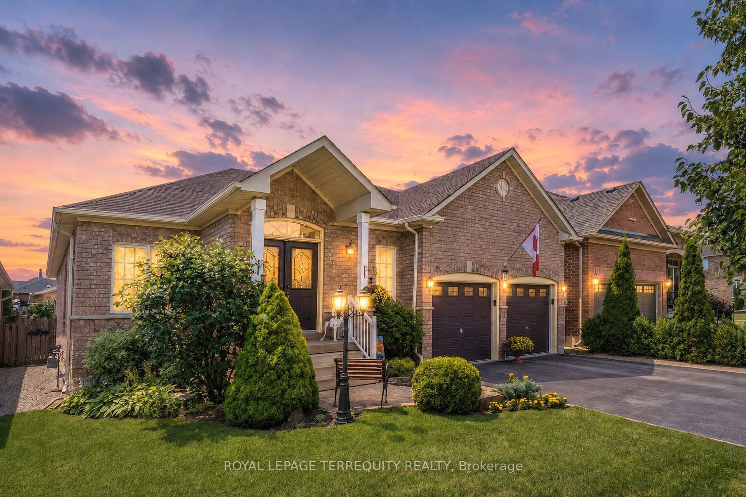 19 Johnson Crescent, Halton Hills, ON L7G 6C9