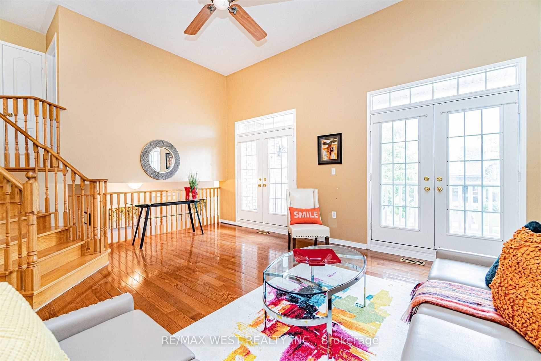 37 Charleswood Circle, Brampton, ON L7A 1Z1 photo 4