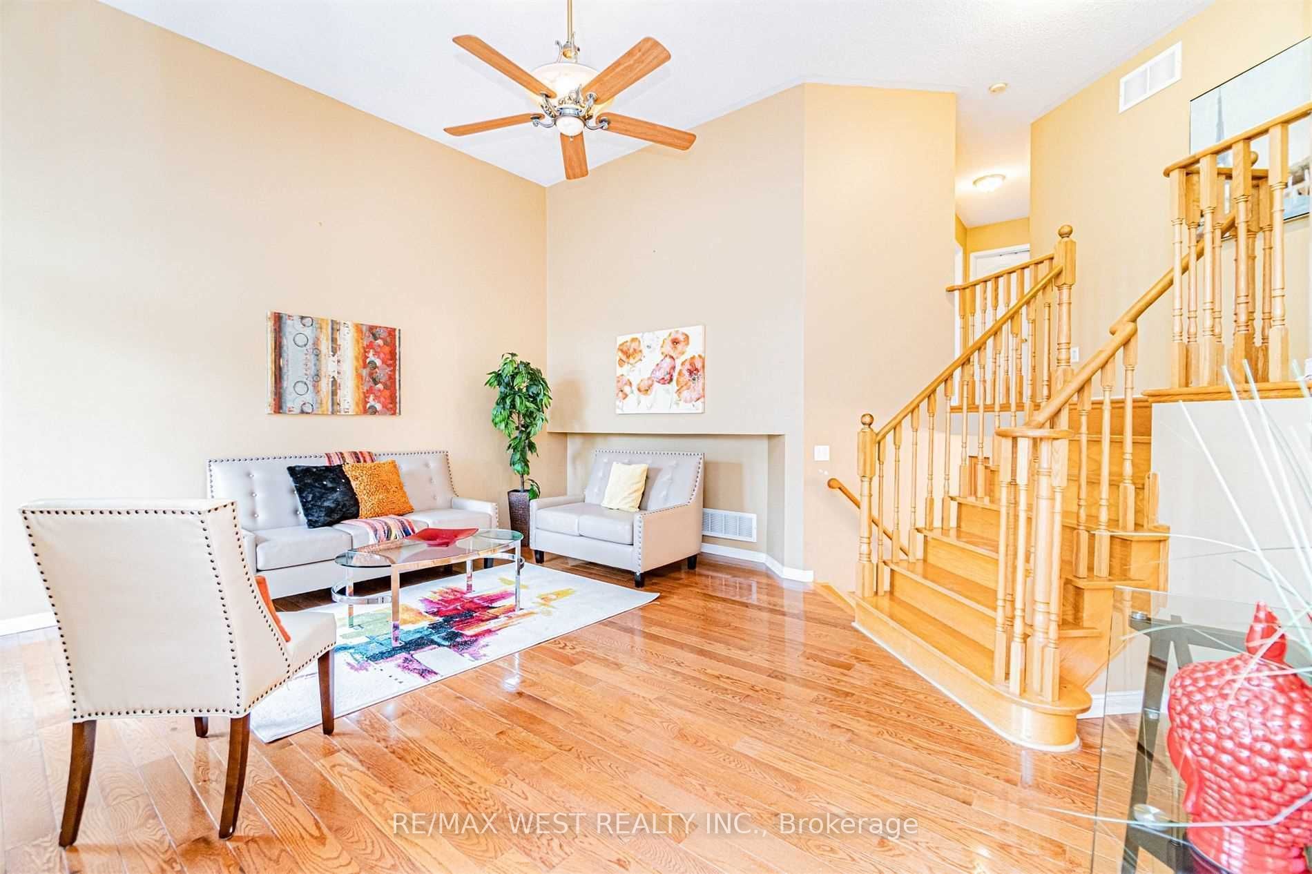 37 Charleswood Circle, Brampton, ON L7A 1Z1 photo 5