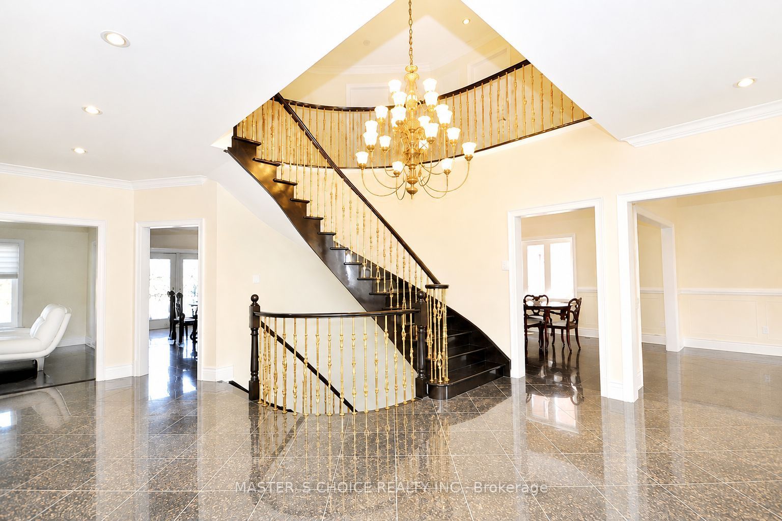 5265 Elmridge Drive, Mississauga, ON L5M 5A4 photo 2