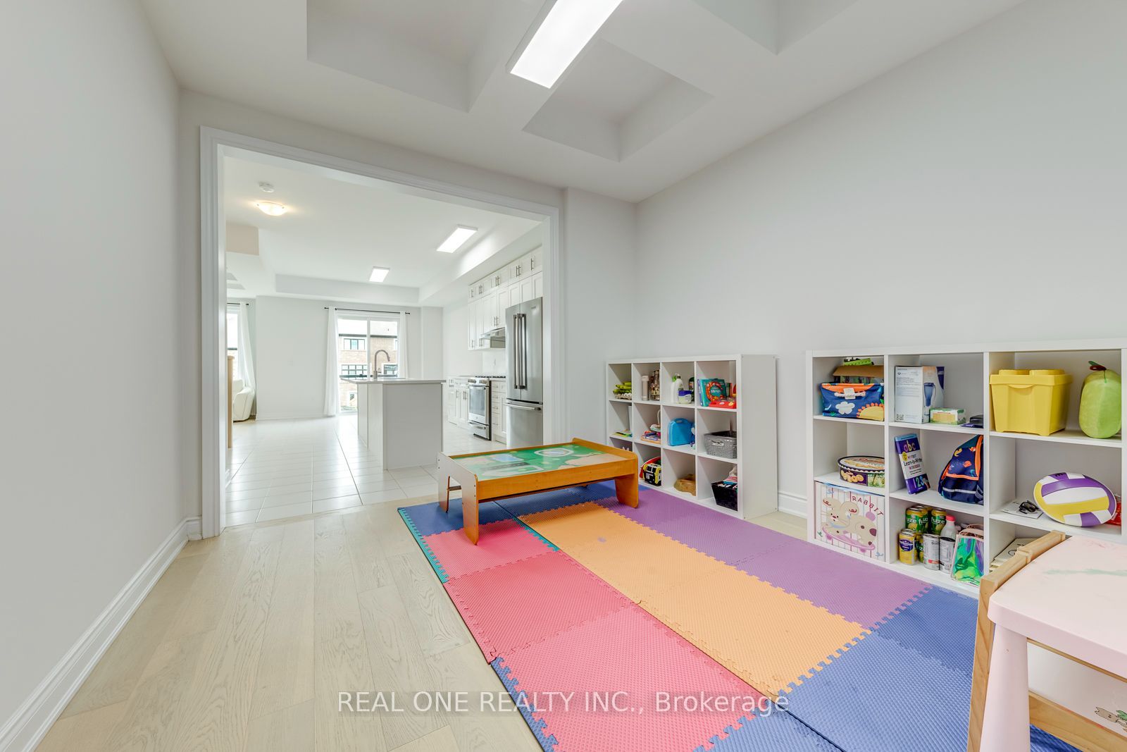 3069 Perkins Way, Oakville, ON L6H 7Z4 photo 4