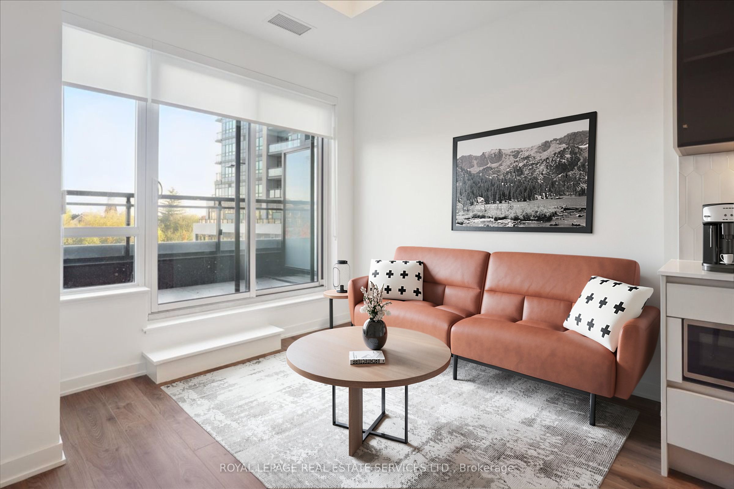 395 Dundas Street W 239, Oakville, ON L6M 4M2 photo 2