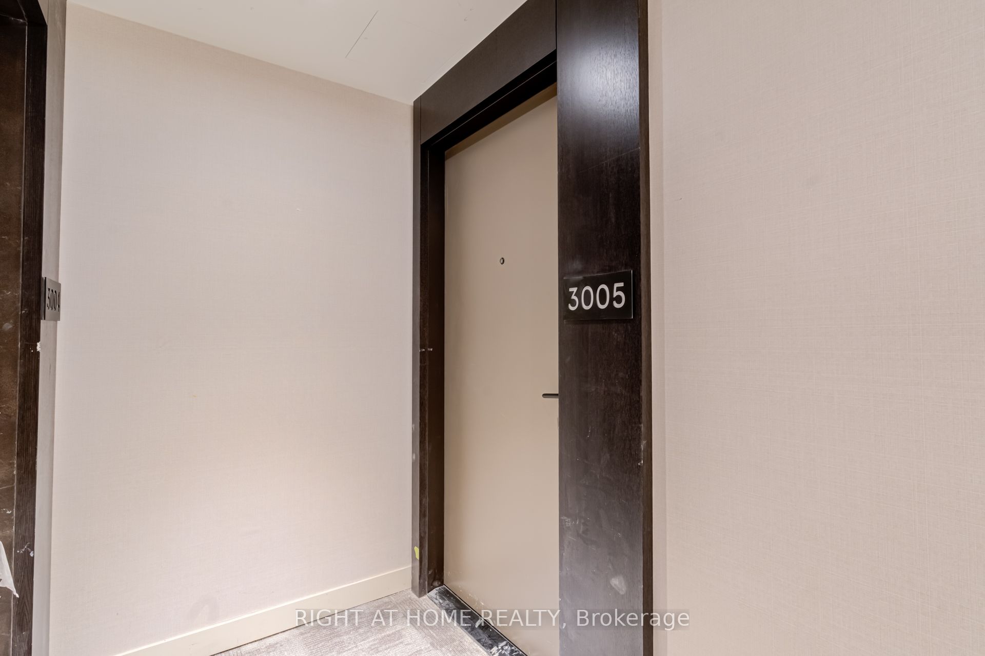 4015 The Exchange 3005, Mississauga, ON L5B 0N9 photo 4