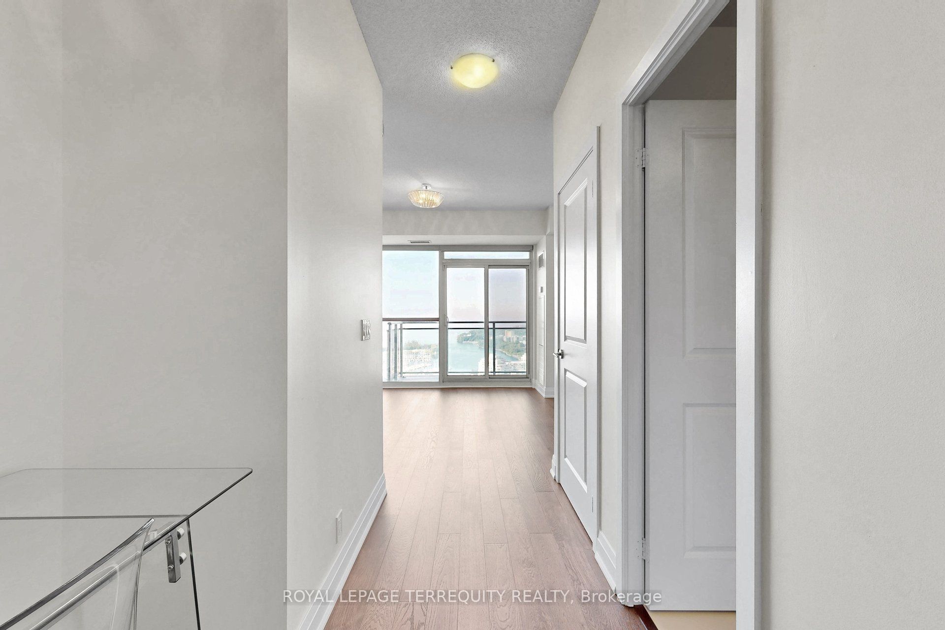33 Shore Breeze Drive 3111, Toronto, ON M8V 0G1 photo 5
