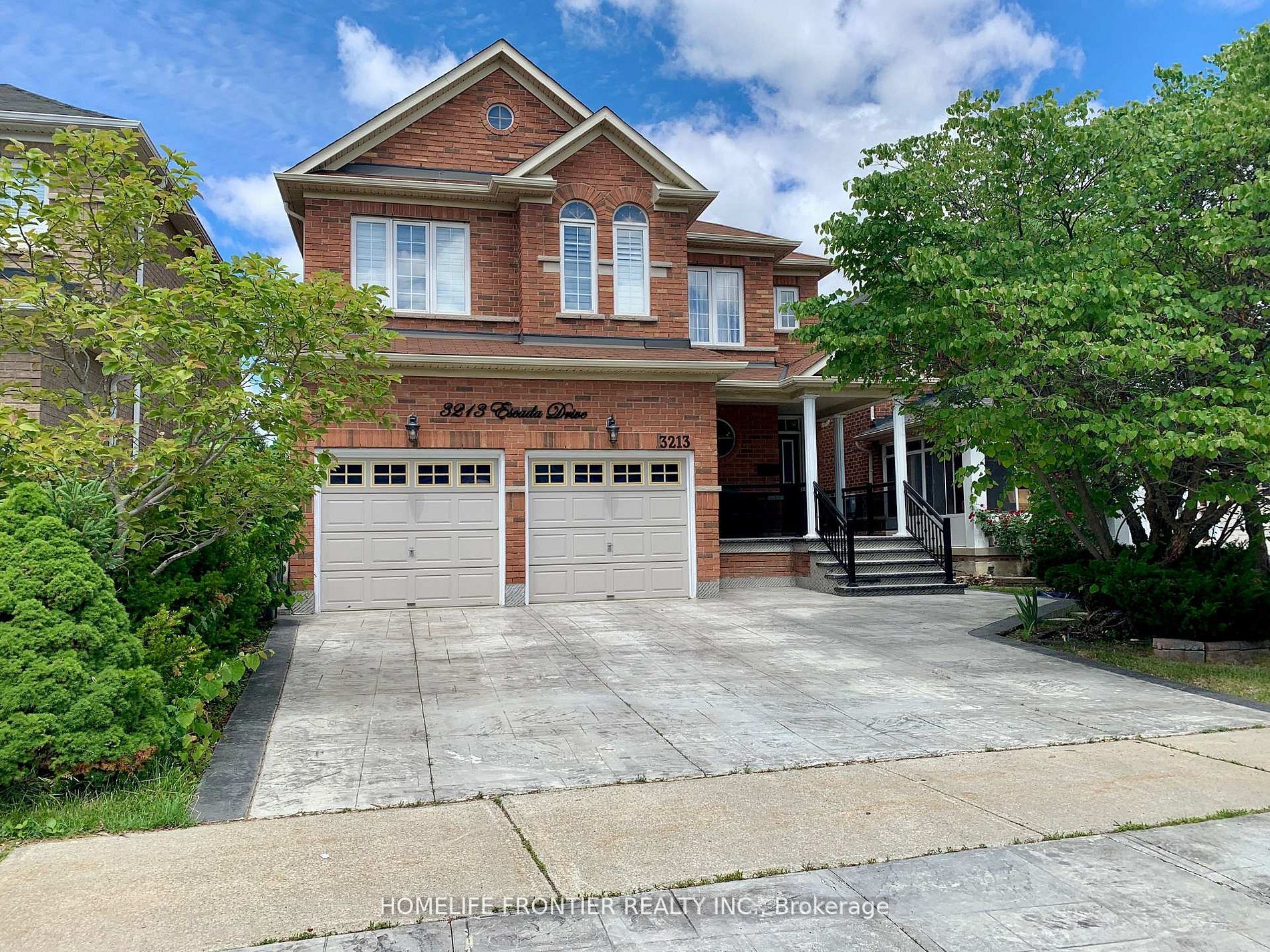 3213 Escada Drive, Mississauga, ON L5M 7V6