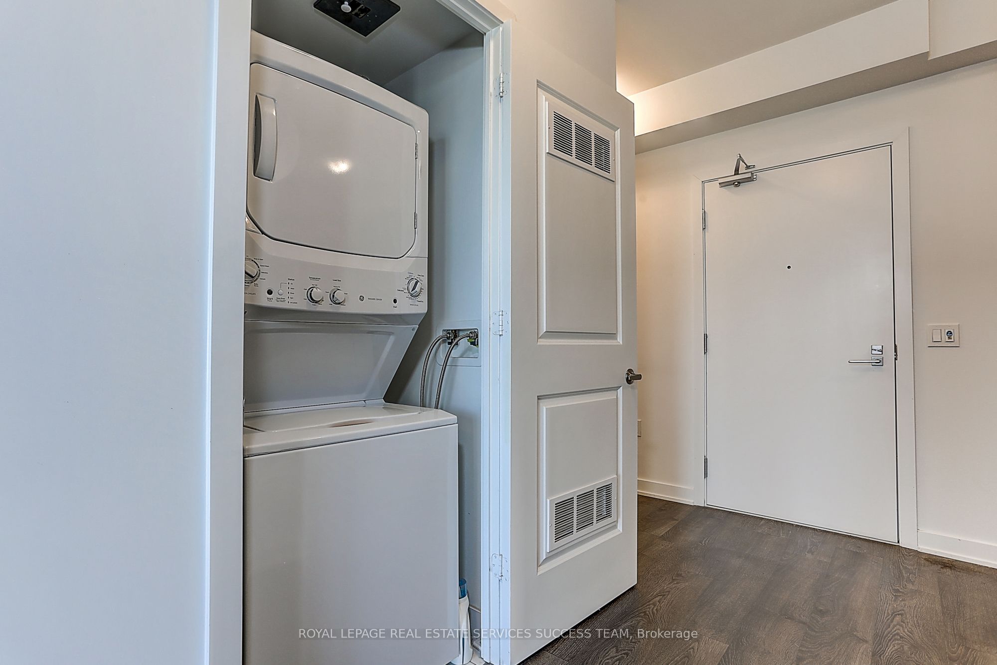 4699 Glen Erin Drive 1203, Mississauga, ON L5M 2E5 photo 4