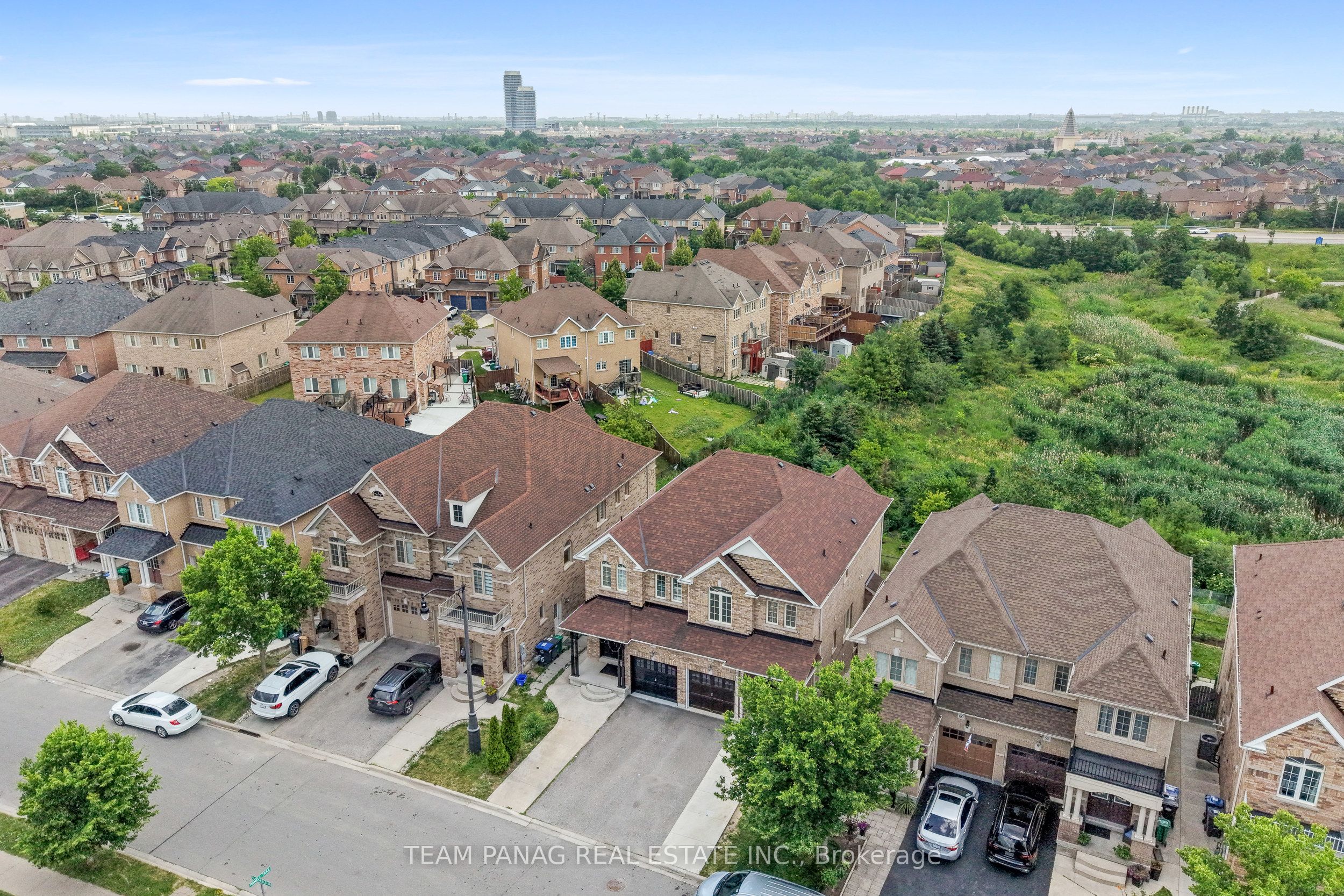 64 Clearfield Drive, Brampton, ON L6P 3J4 photo 5