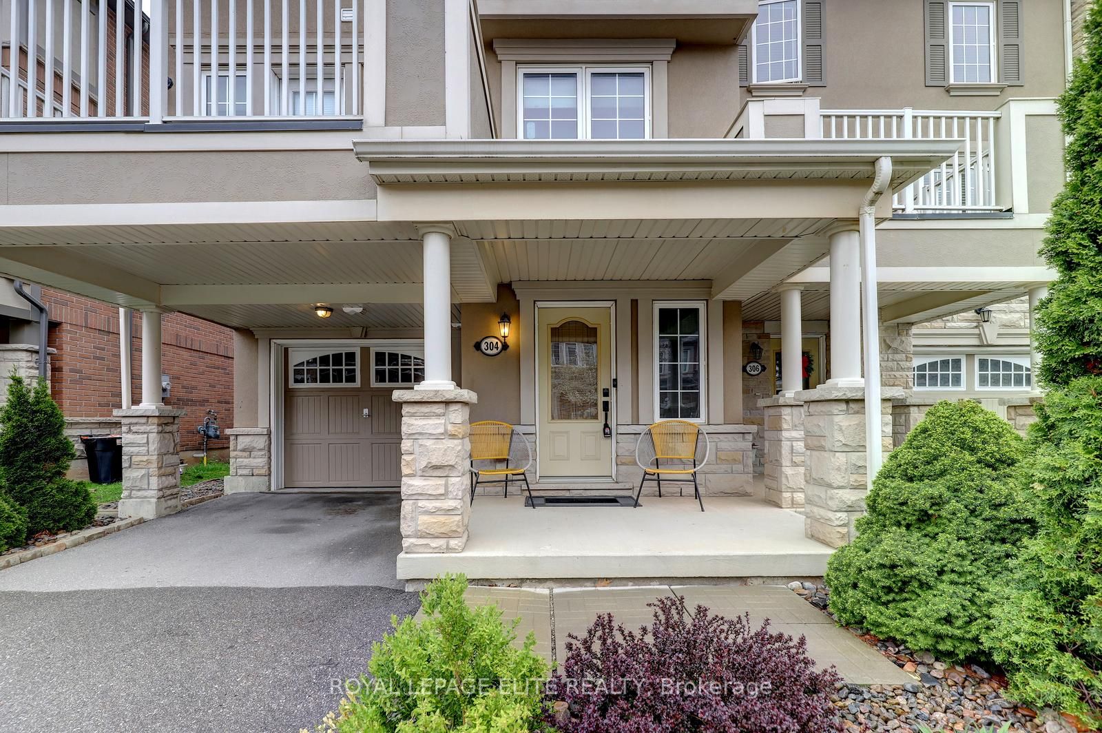 304 Sarah Cline Drive, Oakville, ON L6M 0V7 photo 3