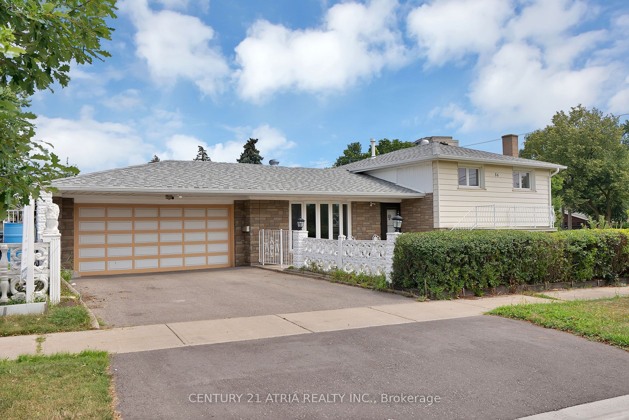 56 Tobermory Drive, Toronto, ON M3N 2R9
