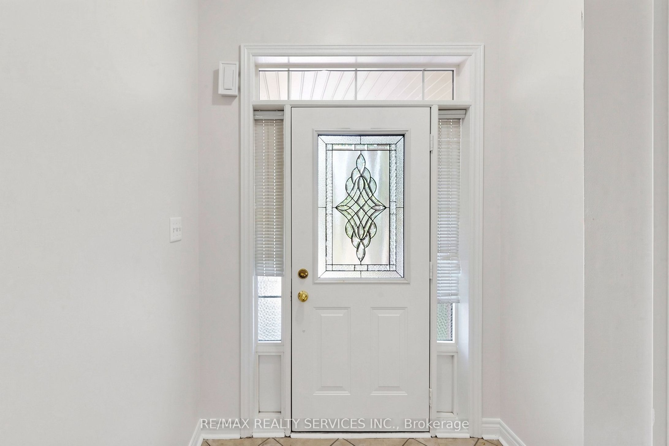 50 Rocky Point Crescent, Brampton, ON L6V 4R7 photo 4