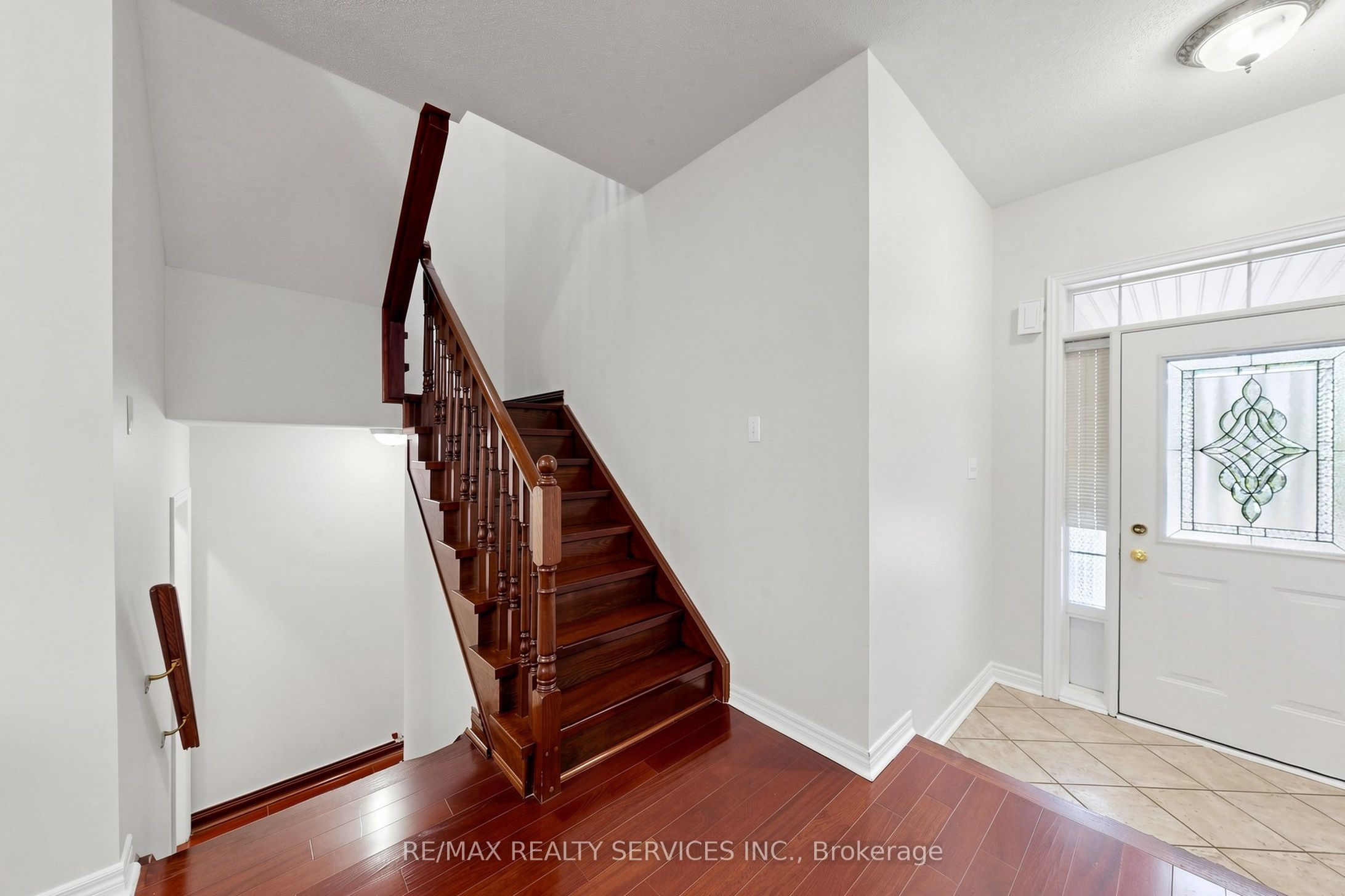 50 Rocky Point Crescent, Brampton, ON L6V 4R7 photo 5