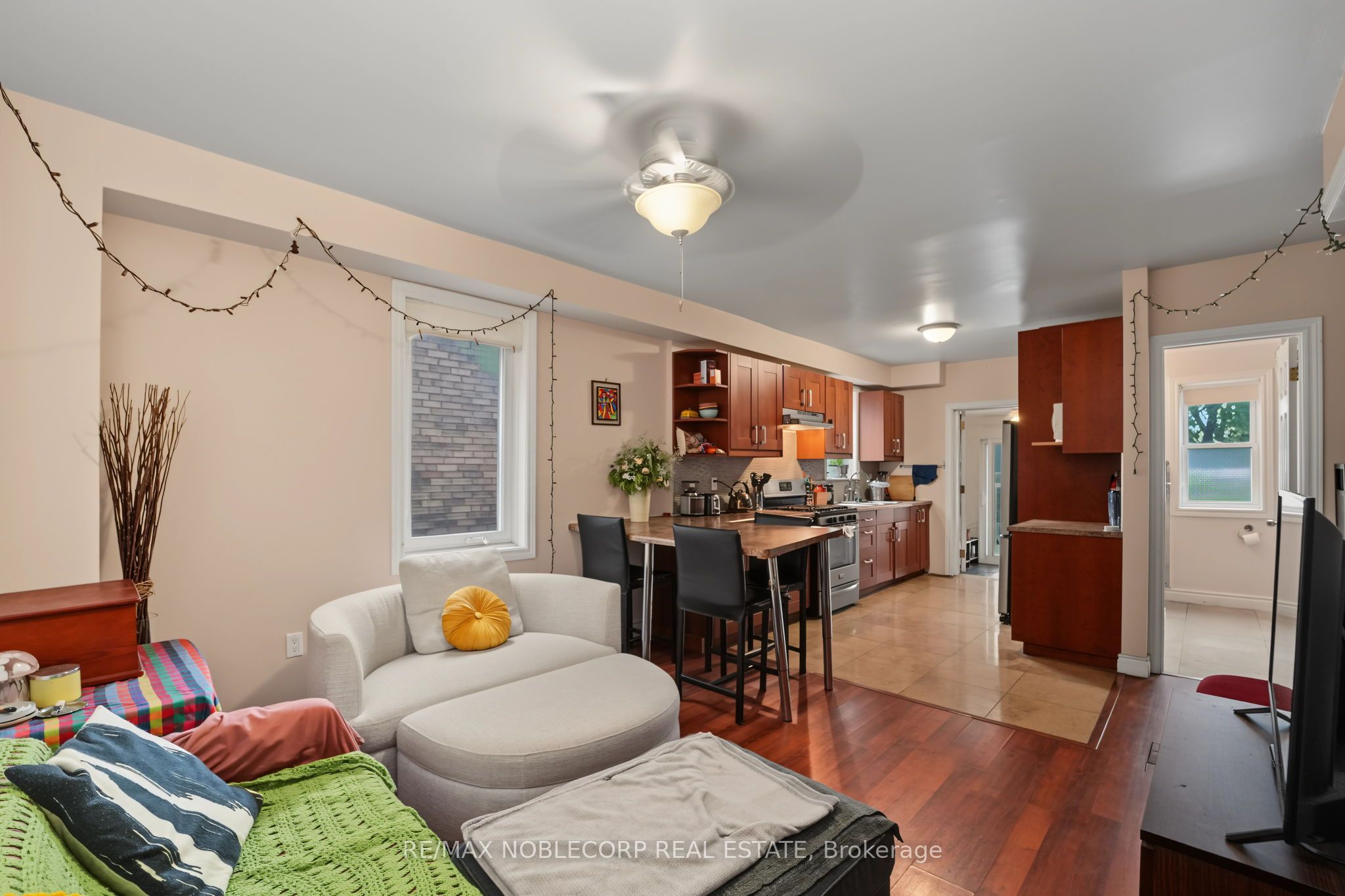 1035 Dovercourt Road, Toronto, ON M6H 2X7 photo 4
