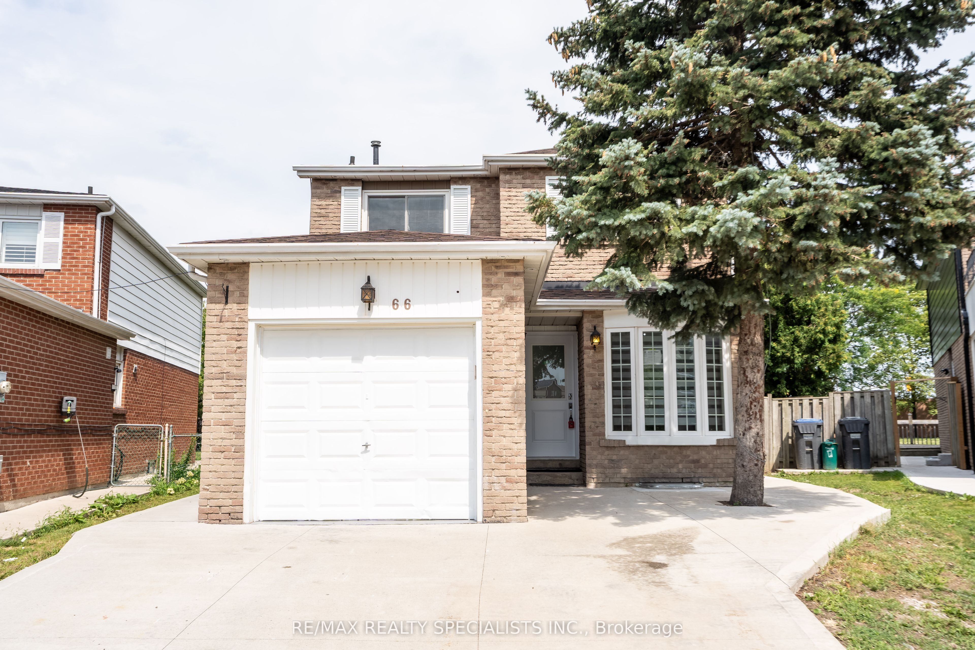 66 Banting Crescent, Brampton, ON L6Y 2K9 photo 3