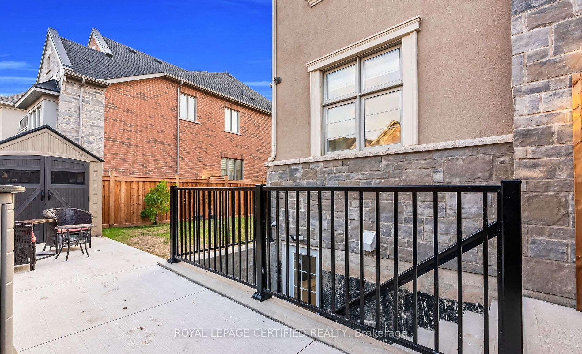 1366 Lobelia Crescent Basement, Milton, ON L9E 1X5 photo 5