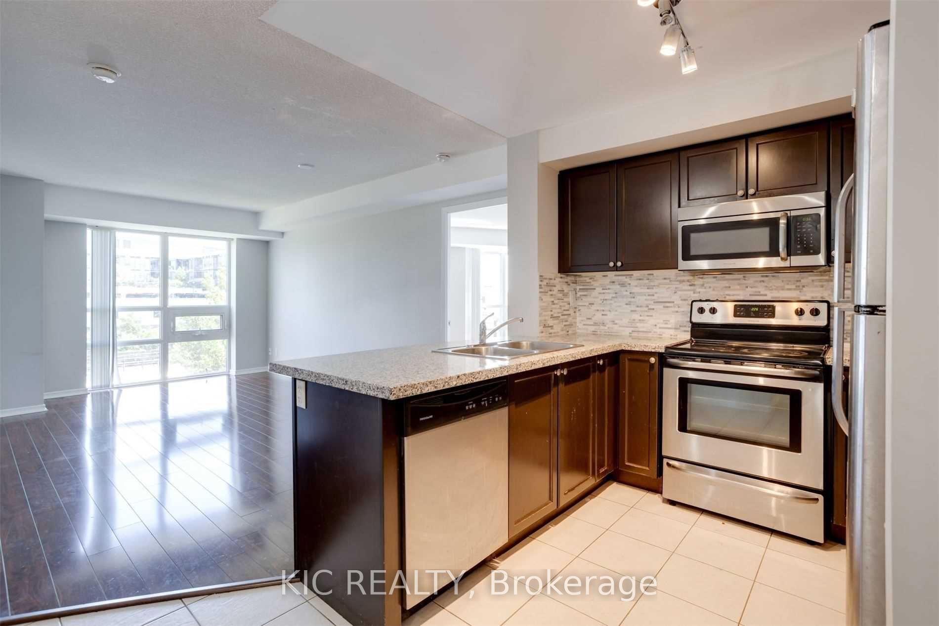 3 MICHAEL POWER Place 207, Toronto, ON M9A 0A2 photo 4