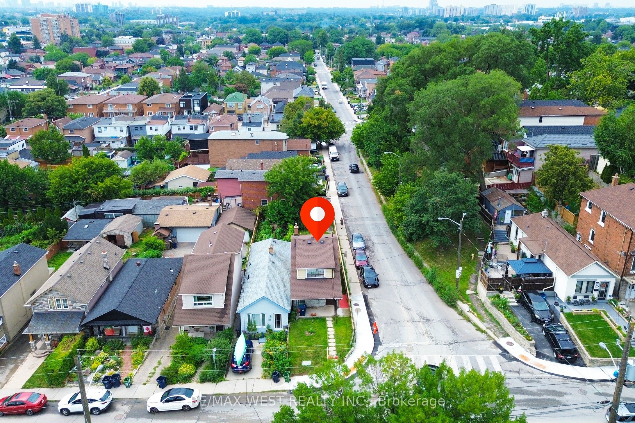 410 Silverthorn Avenue, Toronto, ON M6M 3H2 photo 3